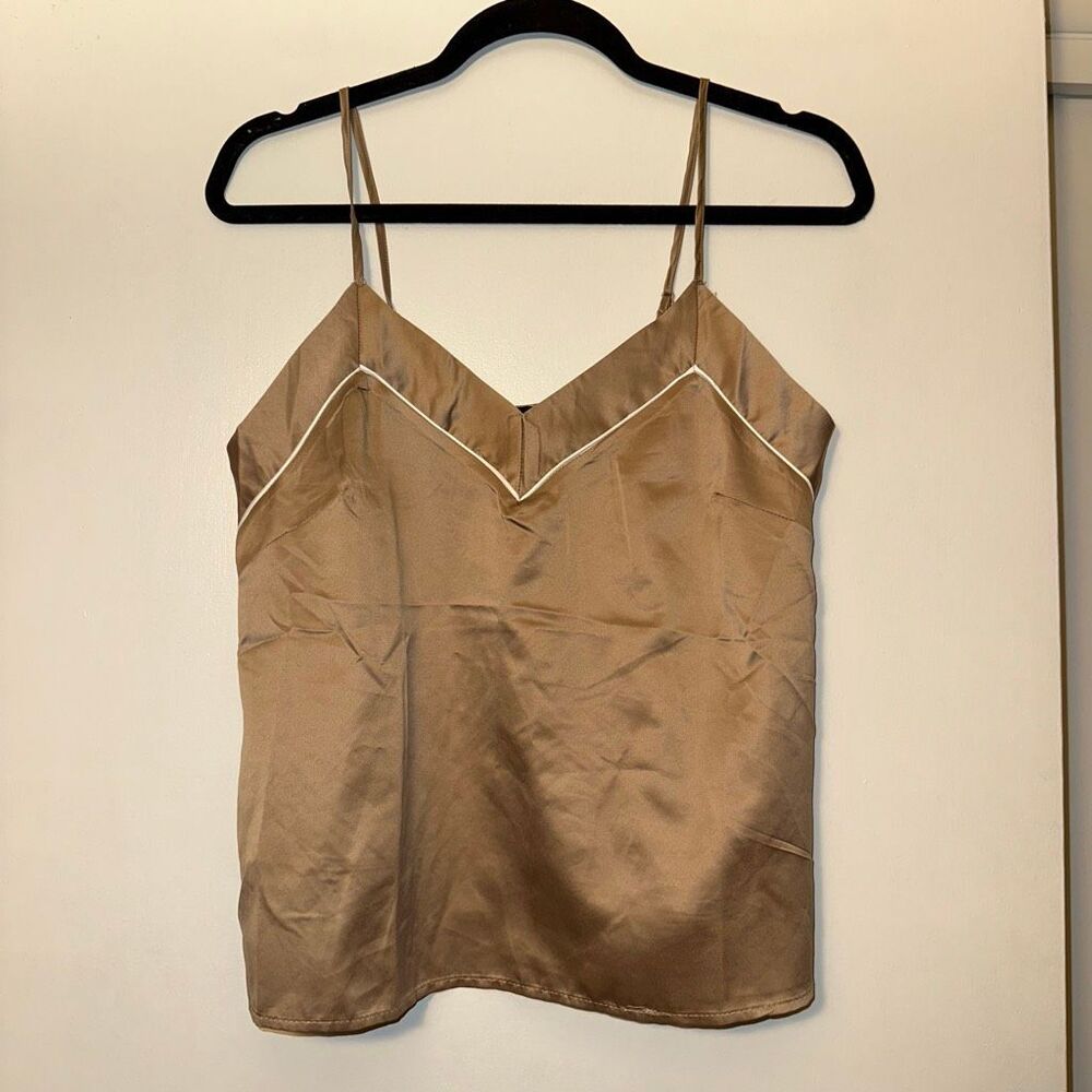 Loungeable Women’s Small Satin Spaghetti Strap V Neck Tank Top Tan EUC